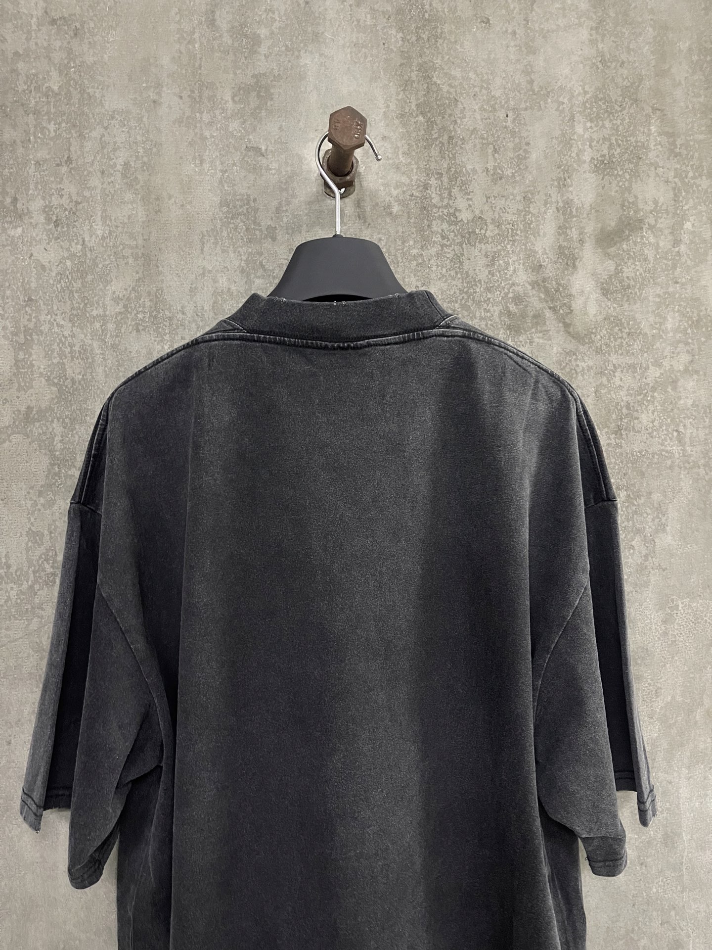 Balenciaga | Puma Oversized T-shirt in Heather Black（831305TTVA61041）