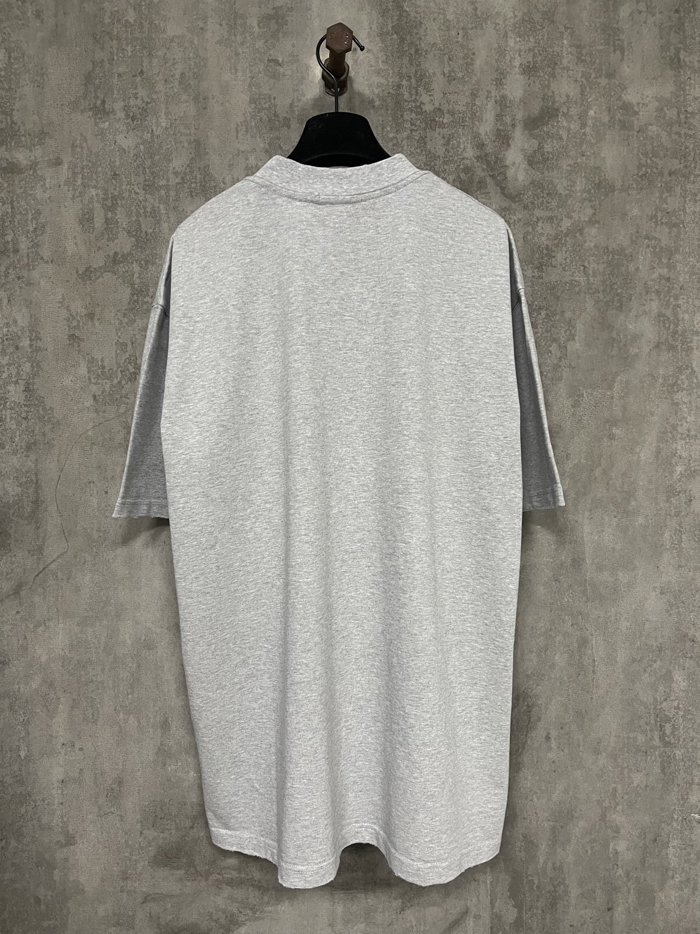 CELINE Loose T-shirt in Cotton Jersey (2X43C671Q-38AW）