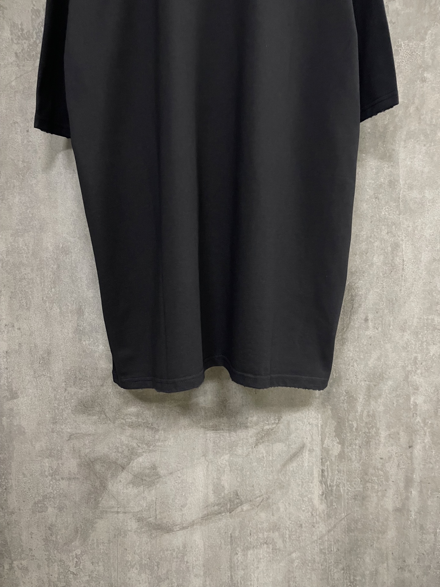 CELINE Loose T-shirt in Cotton Jersey (2X43C671Q-38AW）