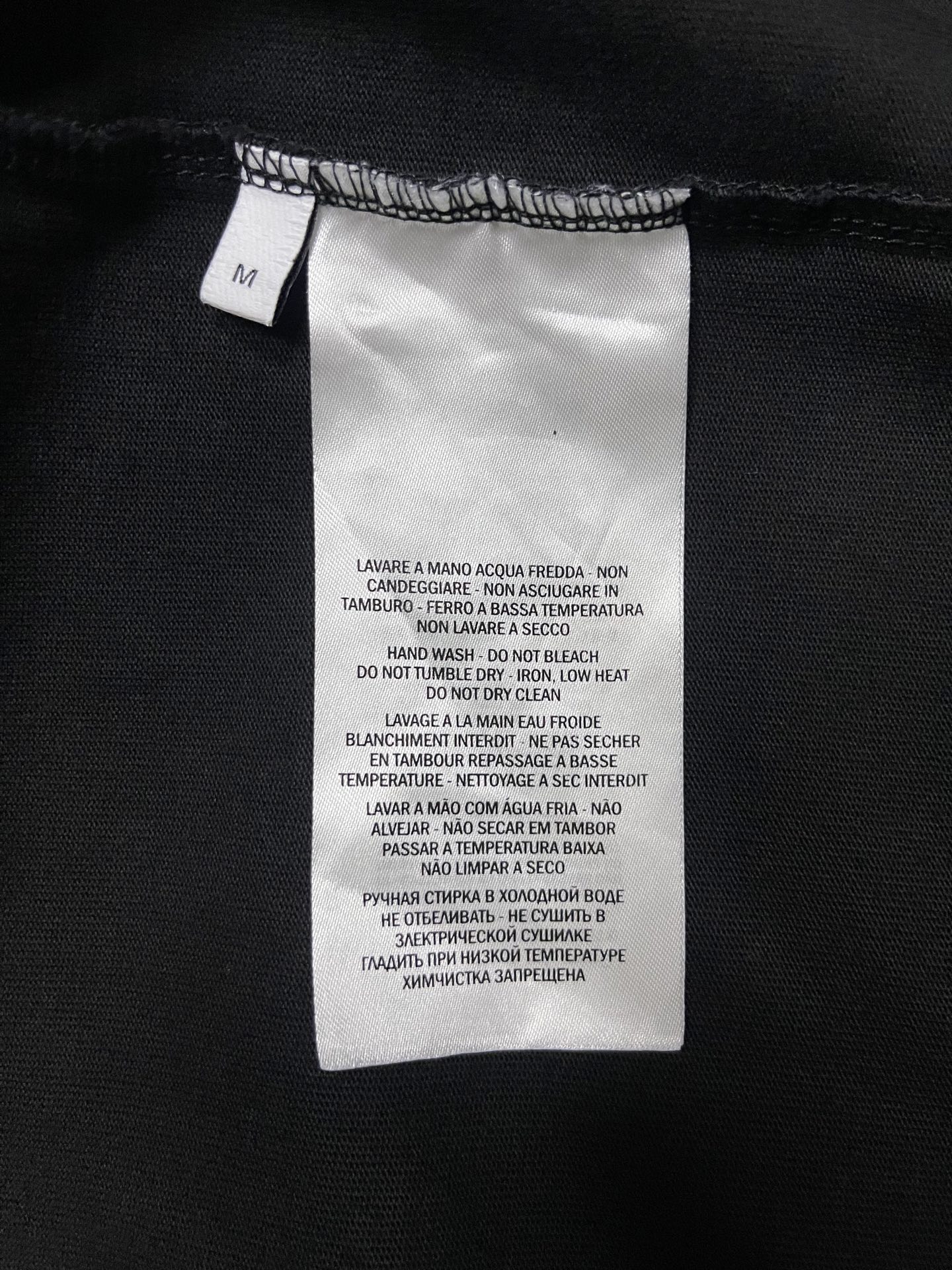 CELINE Loose T-shirt in Cotton Jersey (2X43C671Q-38AW）