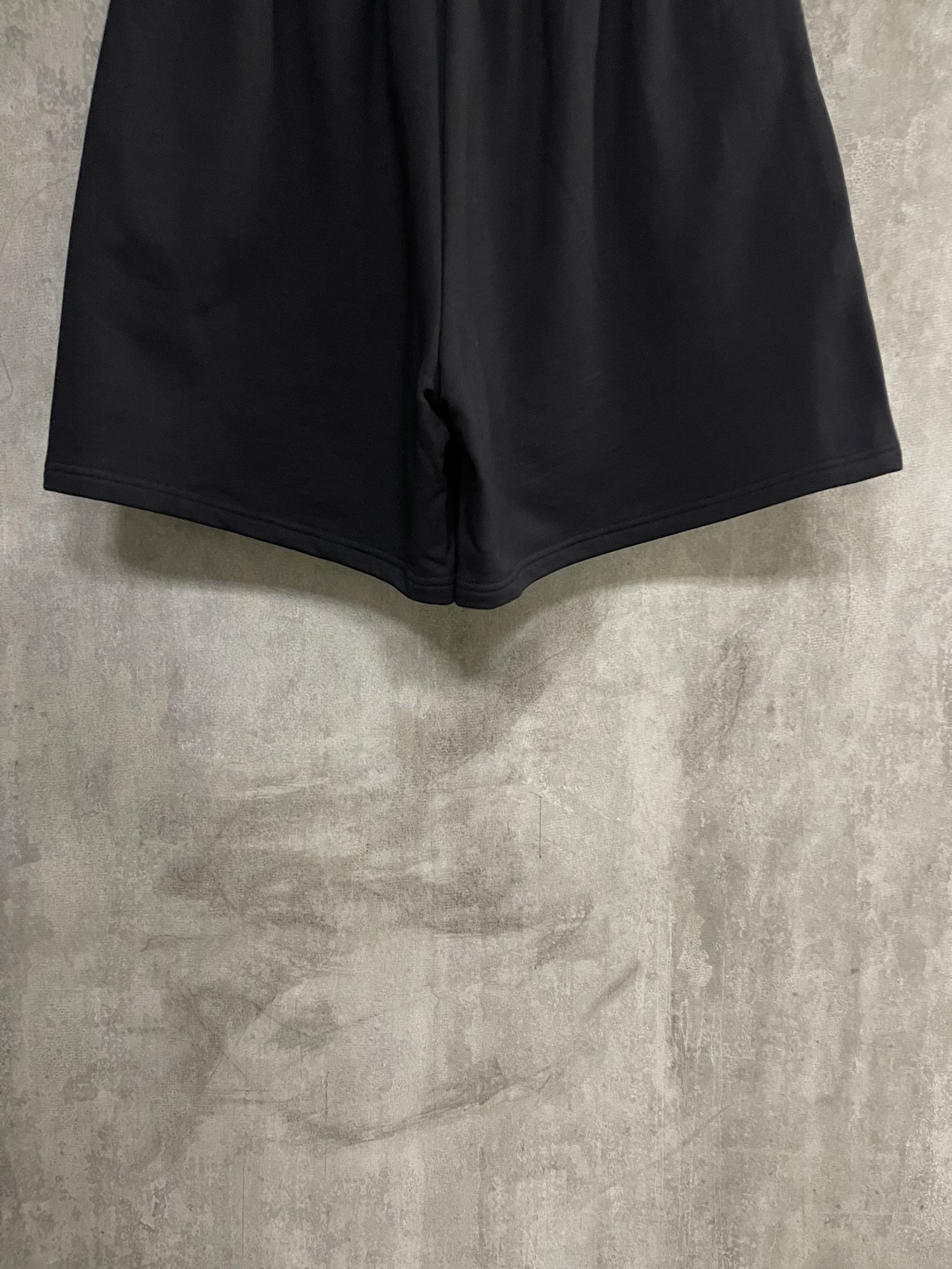 Balenciaga Men's Unity Sport Shorts in Faded Black (826385TSVB21083）