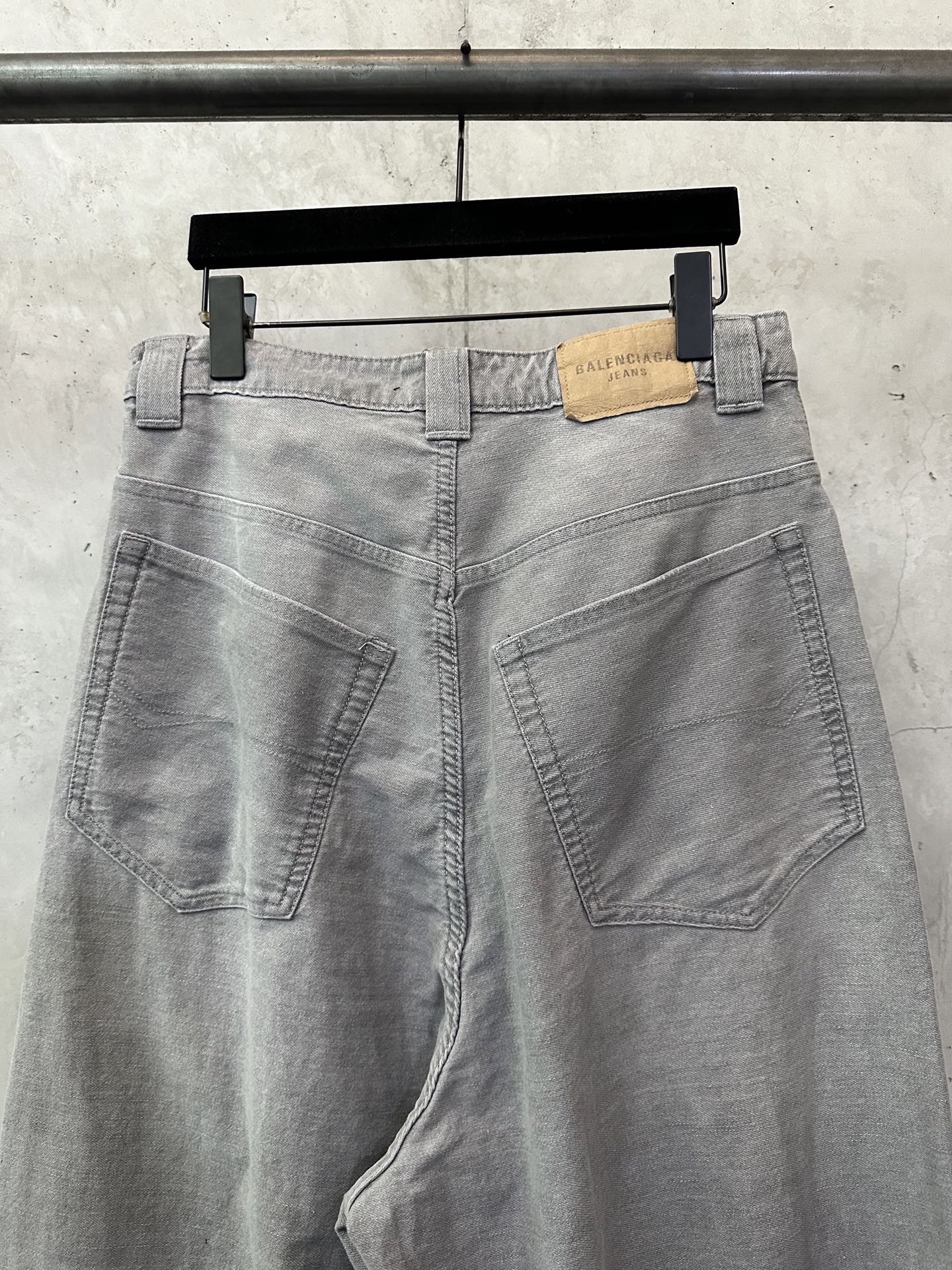 BALENCIAGA Men's Trompe Loeil Sweatpants "Heather Grey" (838695TSWB31300）