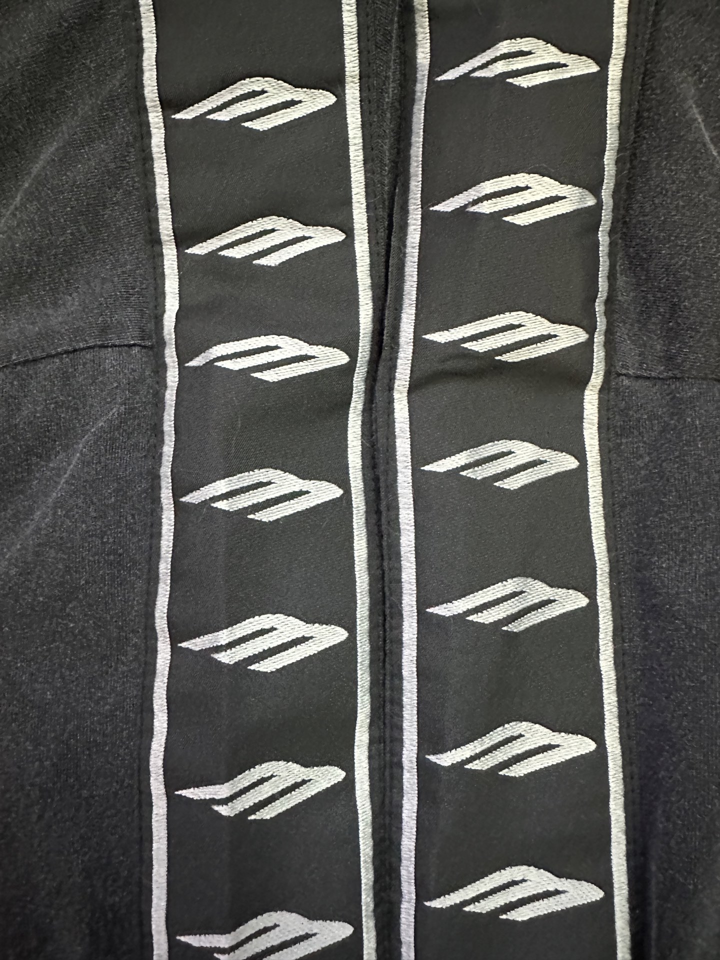 Balenciaga Stripe Medium Size T-Shirt（764235TTVP81041）