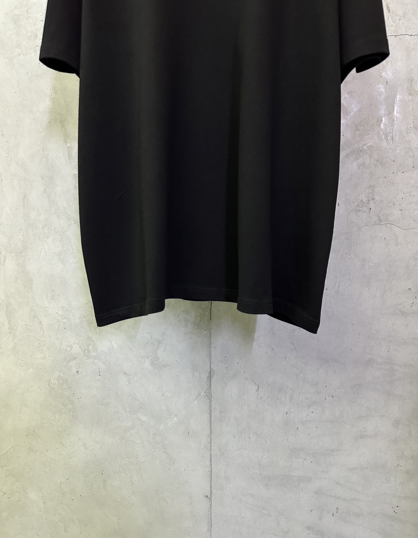 BURBERRY Round Neck T-shirt In Black（81042291）