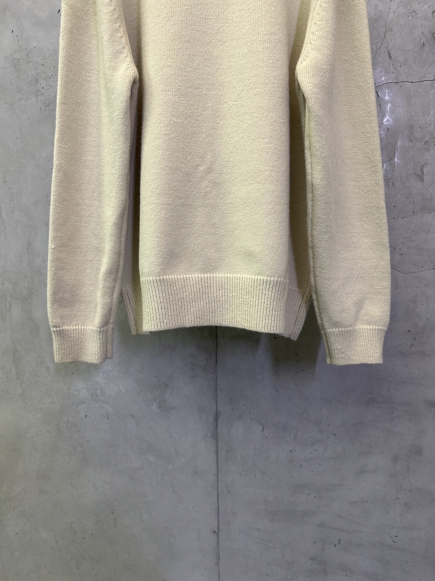 CELINE Crewneck Sweater 'White/Black'（RY0SV1261-01W1）