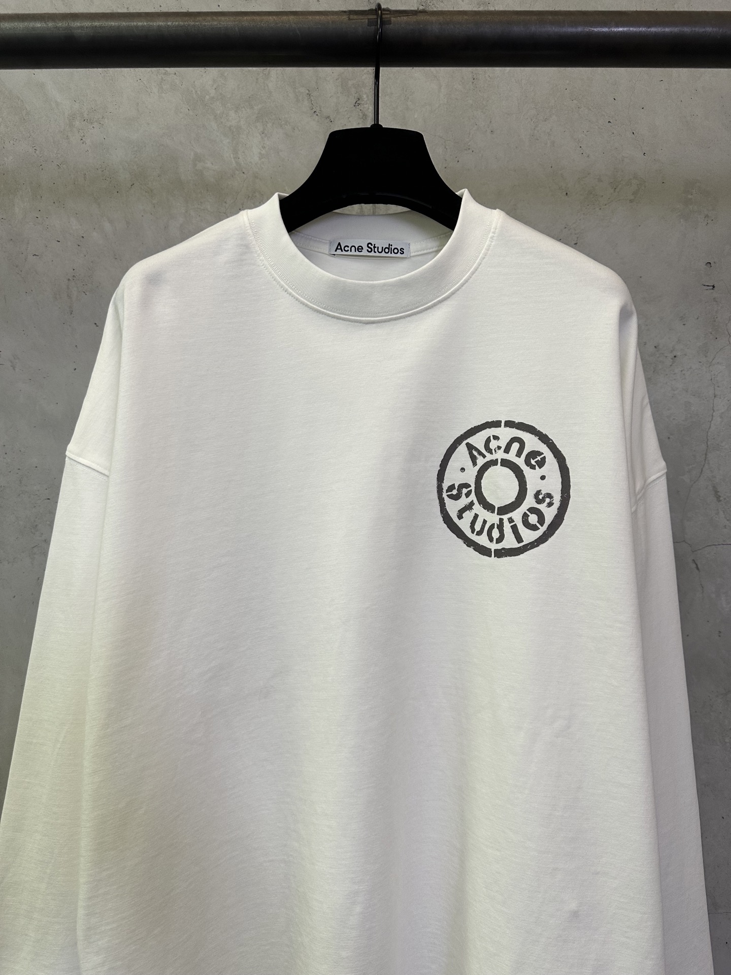 Acne Studios Logo Detailed Crewneck T-Shirt (CL0428-183）