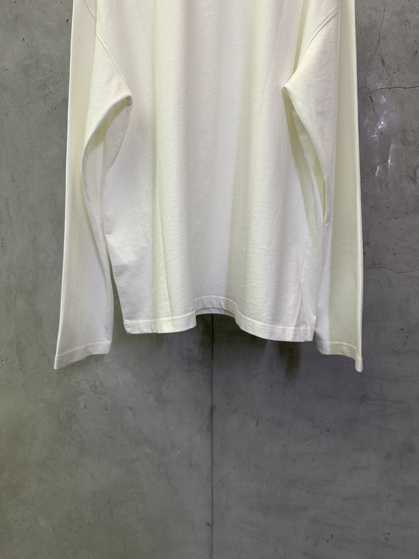 Acne Studios Logo Detailed Crewneck T-Shirt (CL0428-183）