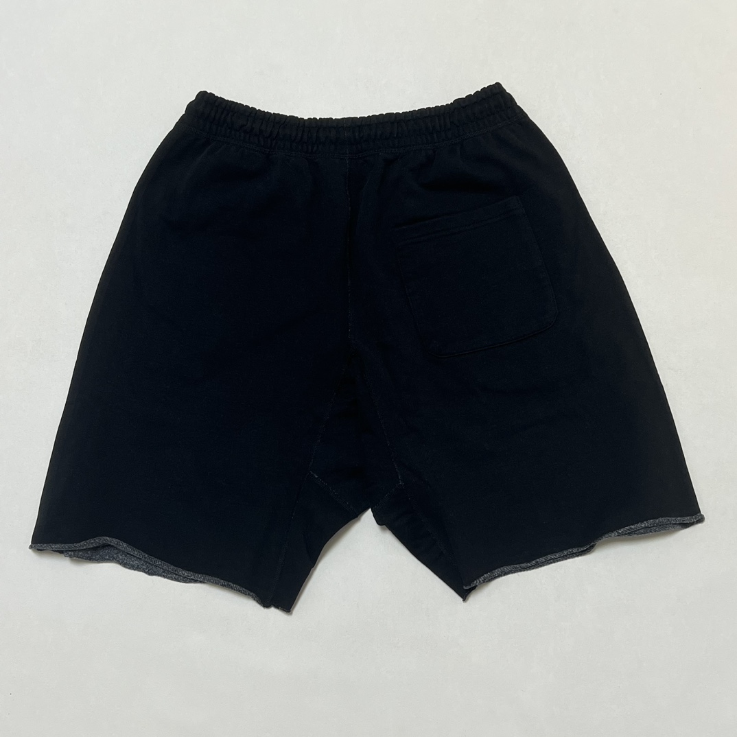 SAINT MICHAEL Shorts (SM-YS8-0000-047）