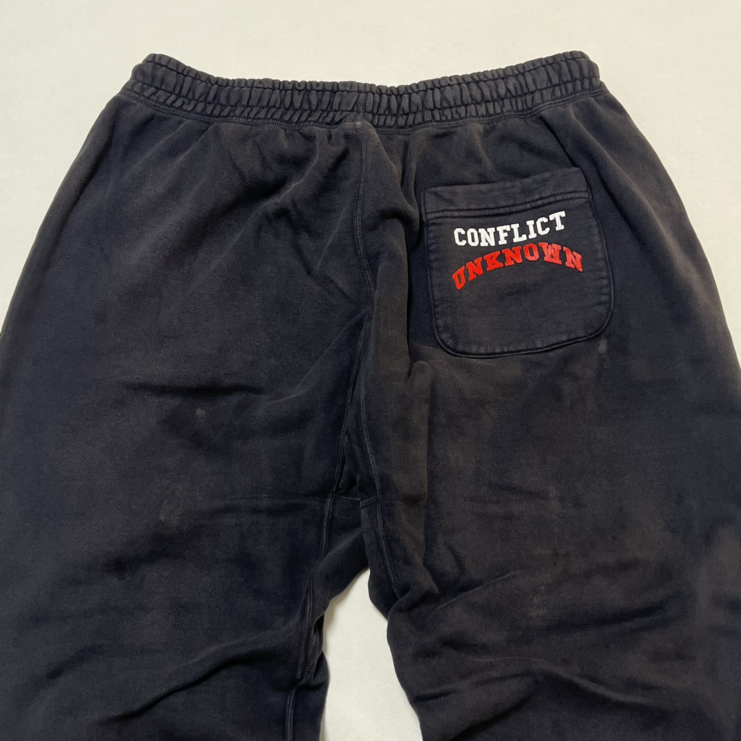 SAINT Mxxxxxx x Denim Tears 24SS Swt Pnts Struggle "Black" (SM-YS8-0000-C04）