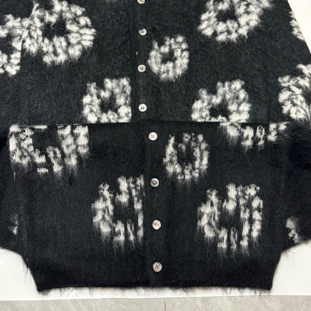 SAINT M×××××× sweater (SM-YS1-0000-C50）