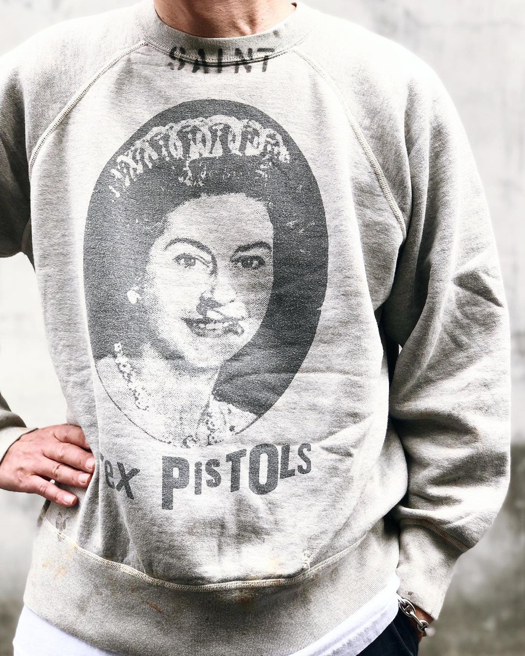 SAINT M×××××× Hoodie (SM-YS1-0000-C23）