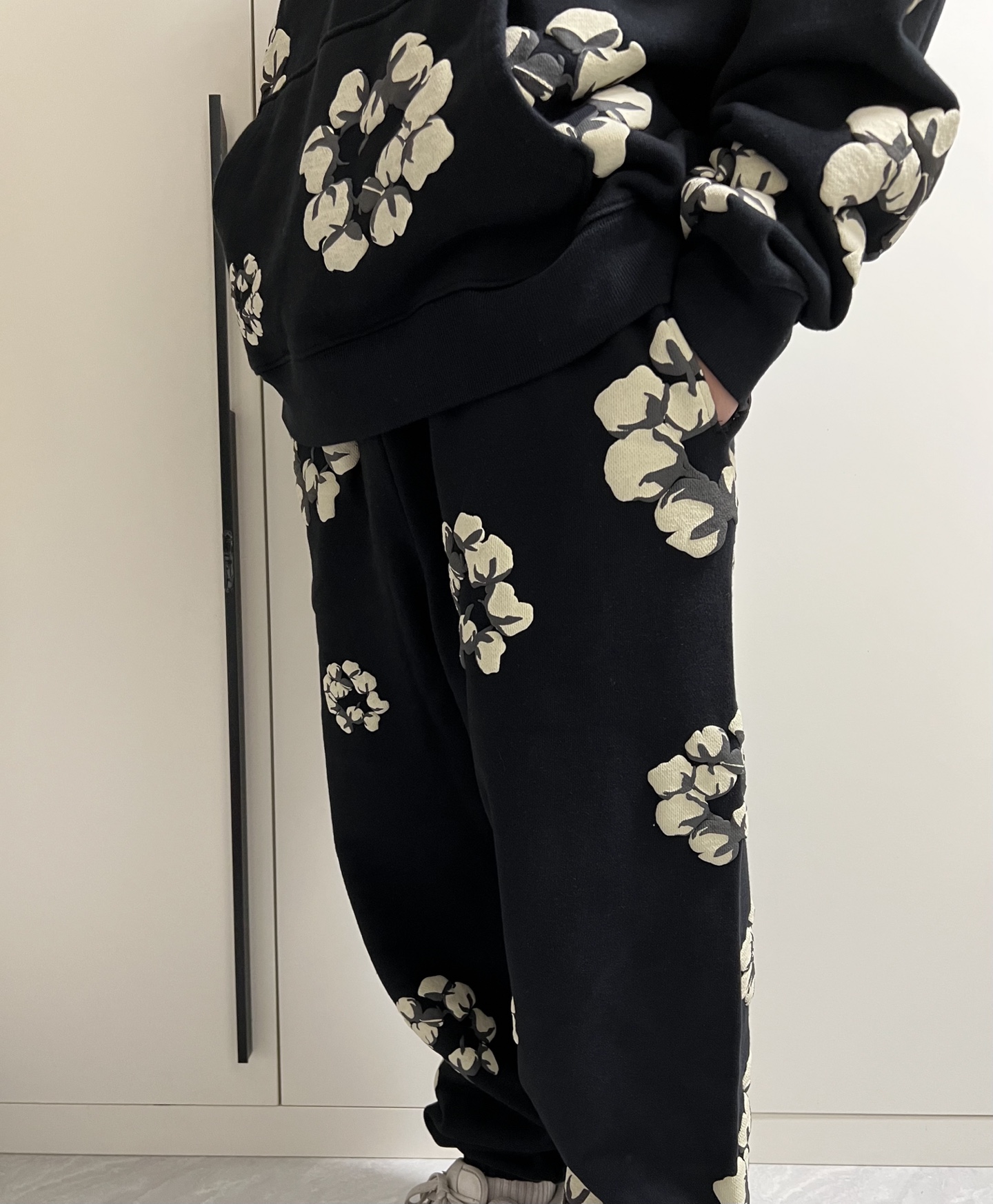 Denim Tears x CPFM Cactus Tears Sweatpants (DTS-FW24-011）