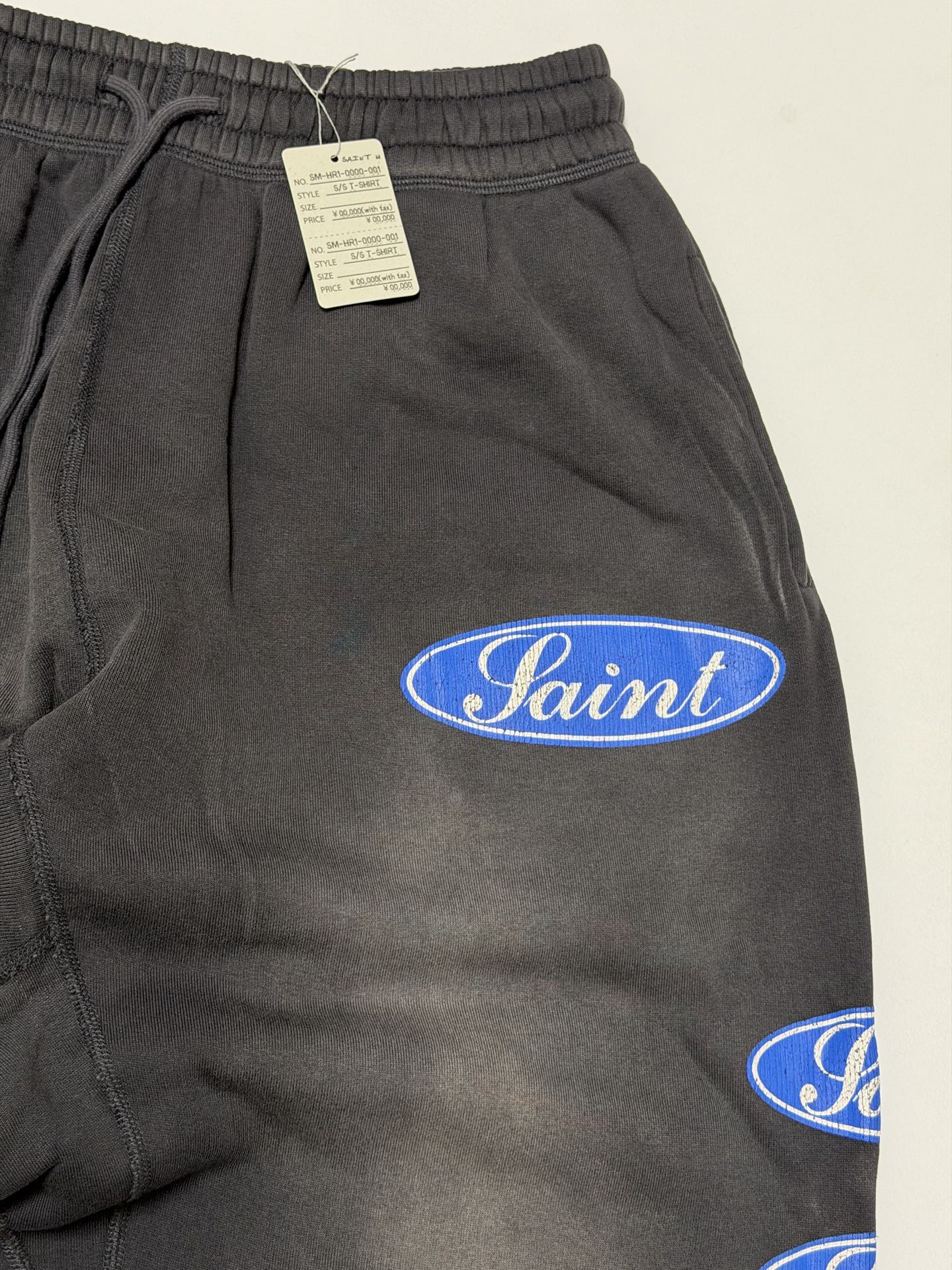 SAINT Mxxxxxx SWEAT PANTS/LOVE AMONG/BLACK (SM-HR1-0000-061）