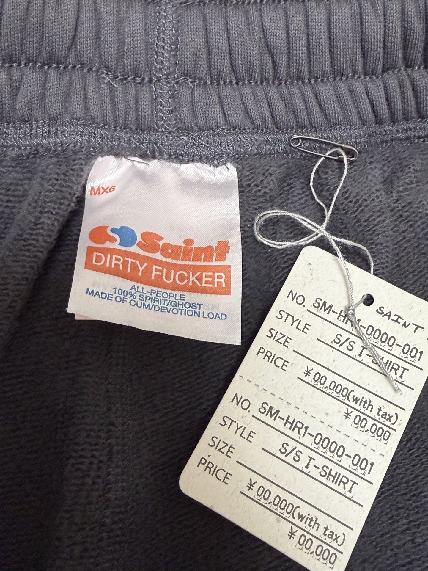 SAINT Mxxxxxx SWEAT PANTS/LOVE AMONG/BLACK (SM-HR1-0000-061）