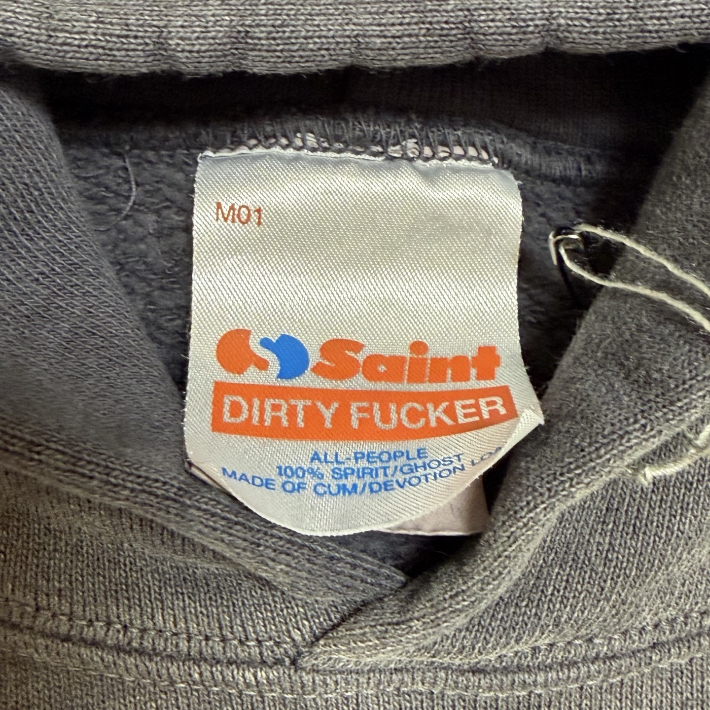 SAINT MXXXXXX HOODIE/LOVE AMONG/BLACK (SM-HR1-0000-053）