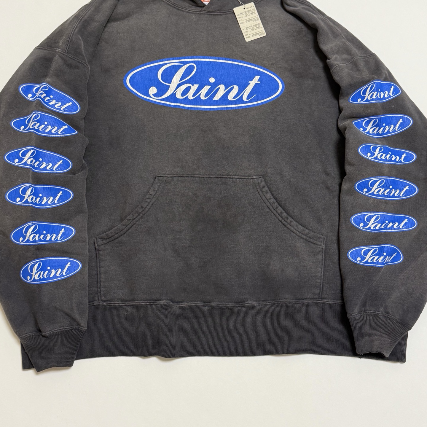 SAINT MXXXXXX HOODIE/LOVE AMONG/BLACK (SM-HR1-0000-053）