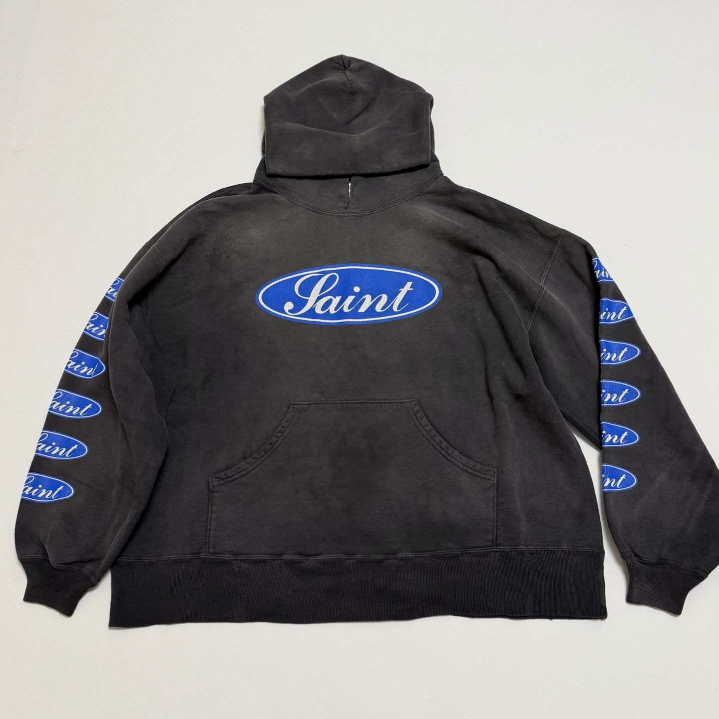 SAINT MXXXXXX HOODIE/LOVE AMONG/BLACK (SM-HR1-0000-053）