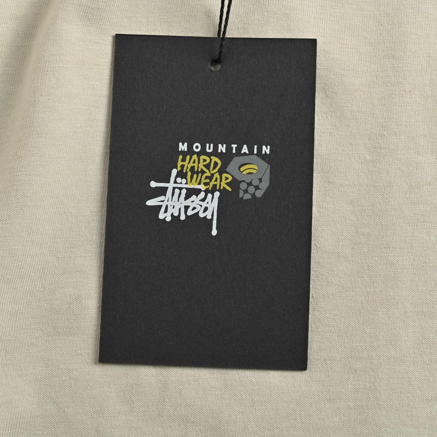 Stüssy Men's Mountain Hardwear Long Sleeve T-Shirt（om0882）