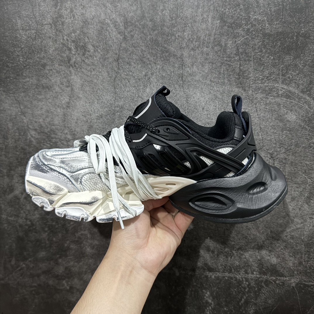 adidas XLG Runner Deluxe "White/Black"（JR0861）