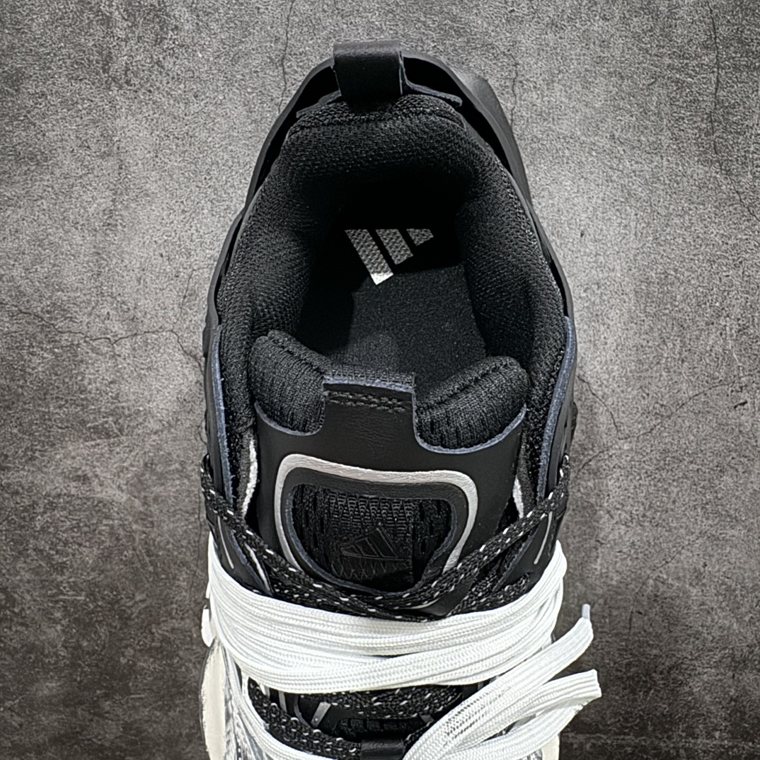 adidas XLG Runner Deluxe "White/Black"（JR0861）