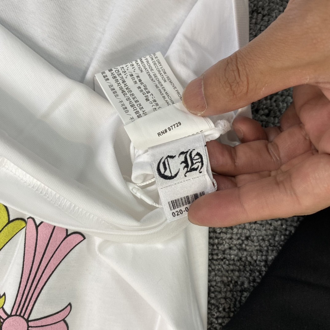 Chrome Hearts Multi Color Cross T-shirt (CHROME HEARTS A011）