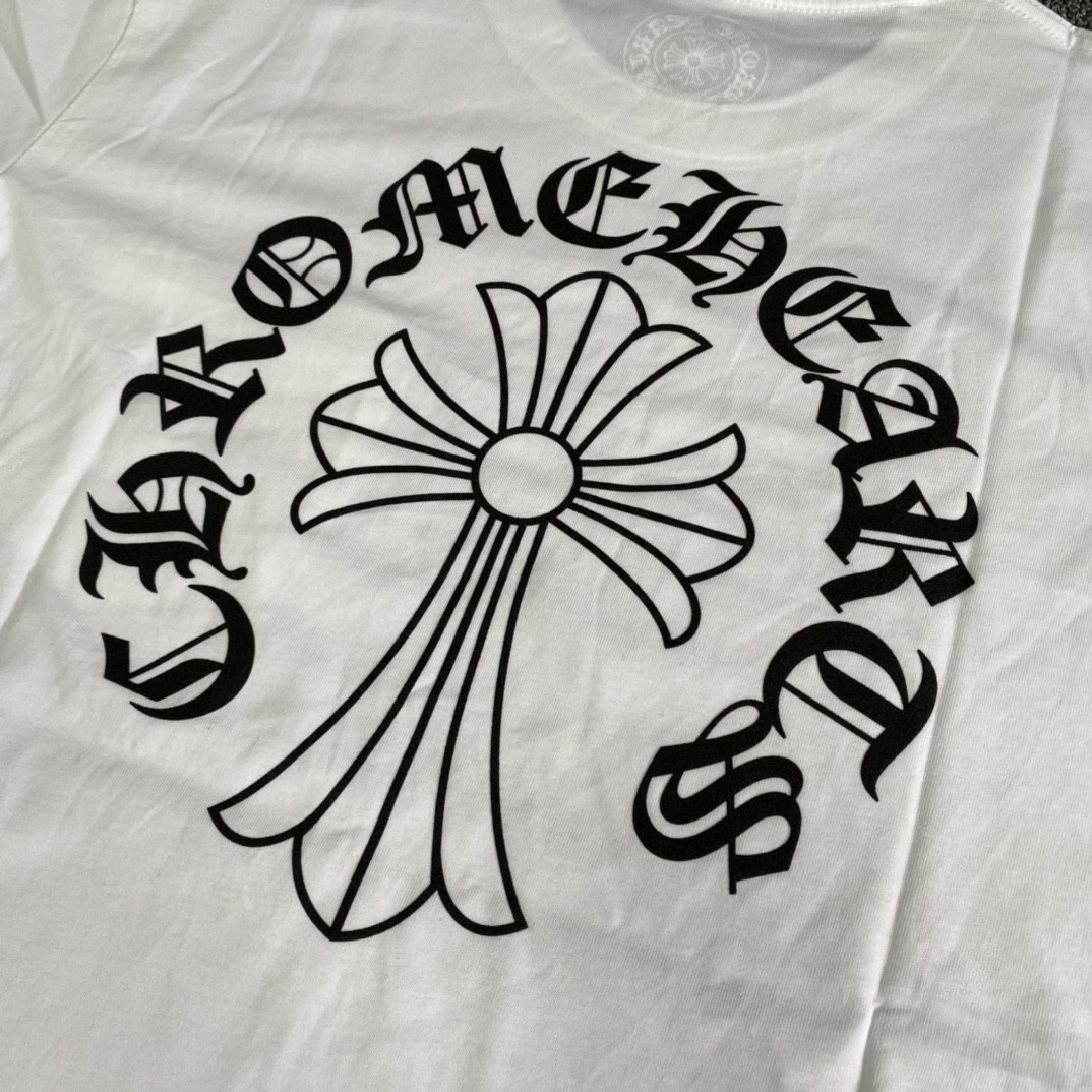 CHROME HEARTS T-SHIRT CH CROSS (CHROME HEARTS A010）