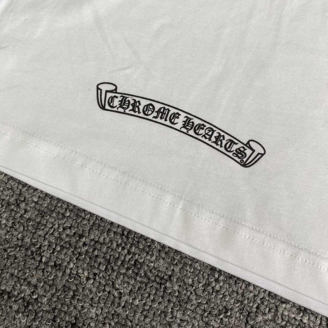 CHROME HEARTS T-SHIRT CH CROSS (CHROME HEARTS A010）