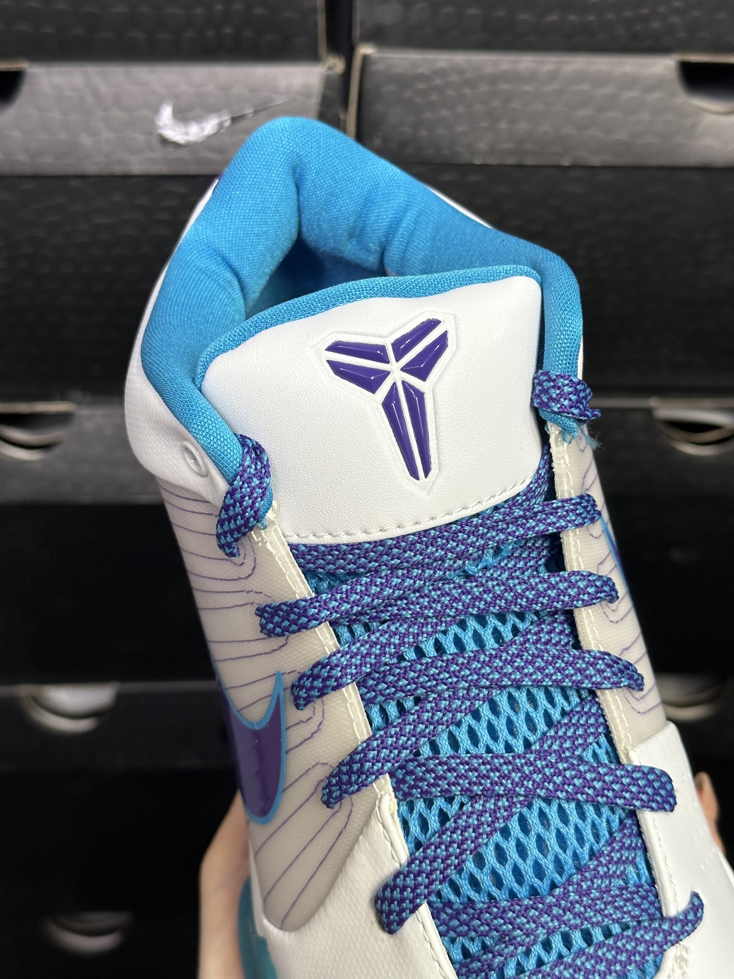 【SALE】Nike Kobe 4 Protro "Draft Day Hornets"（AV6339-100）