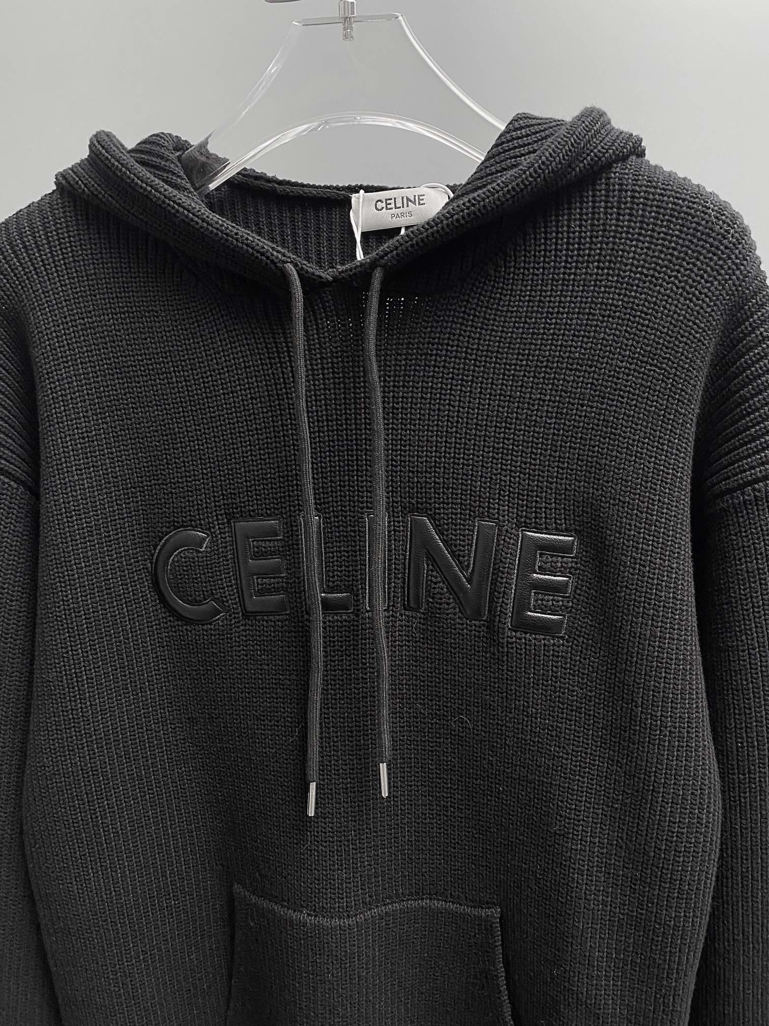 CELINE hooded sweater in monochromic wool (RY01K0ZPY-38NO）
