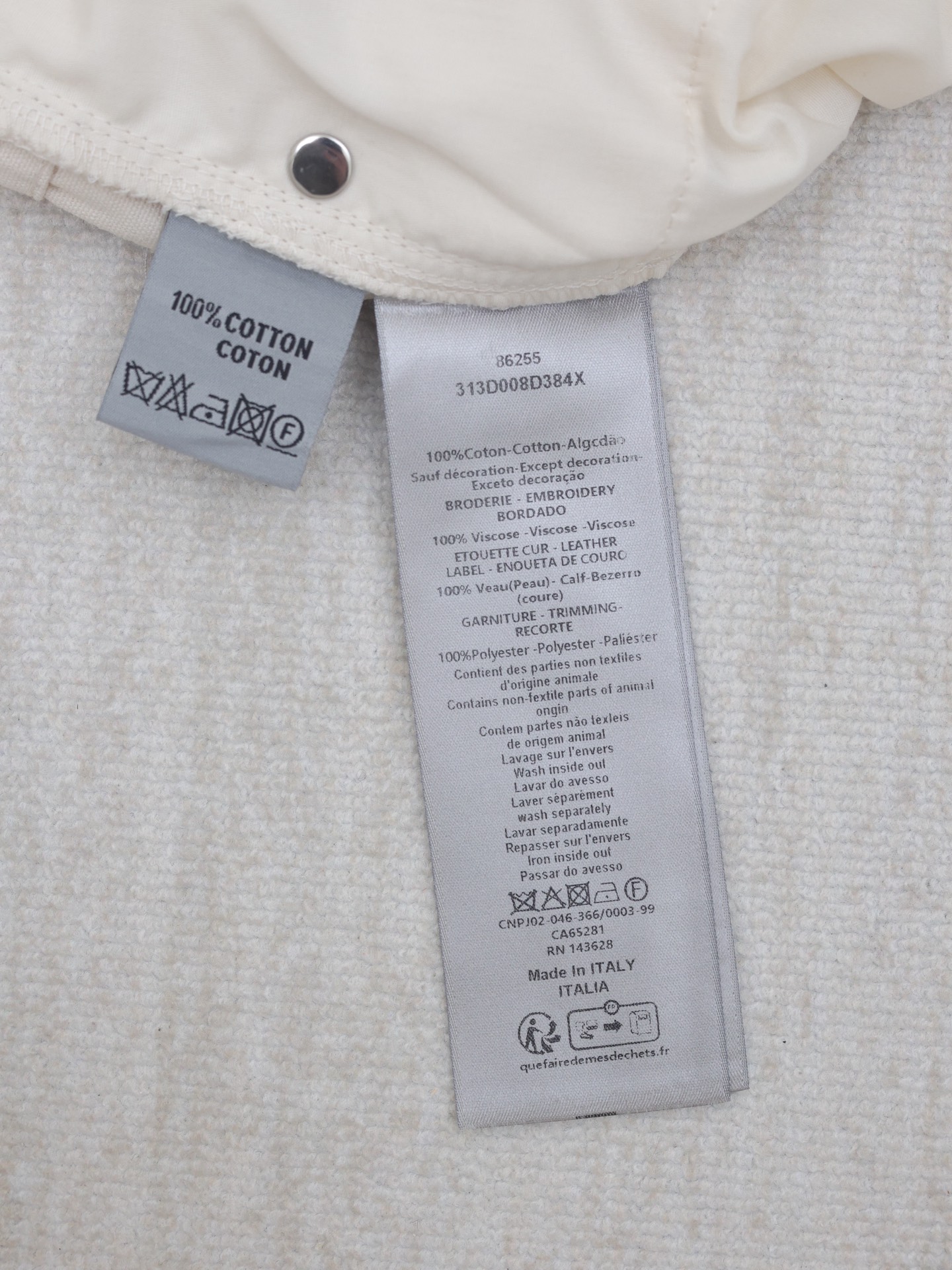 DIOR MEN White CD Heart Bermuda Shorts（313D008D384X-C883）