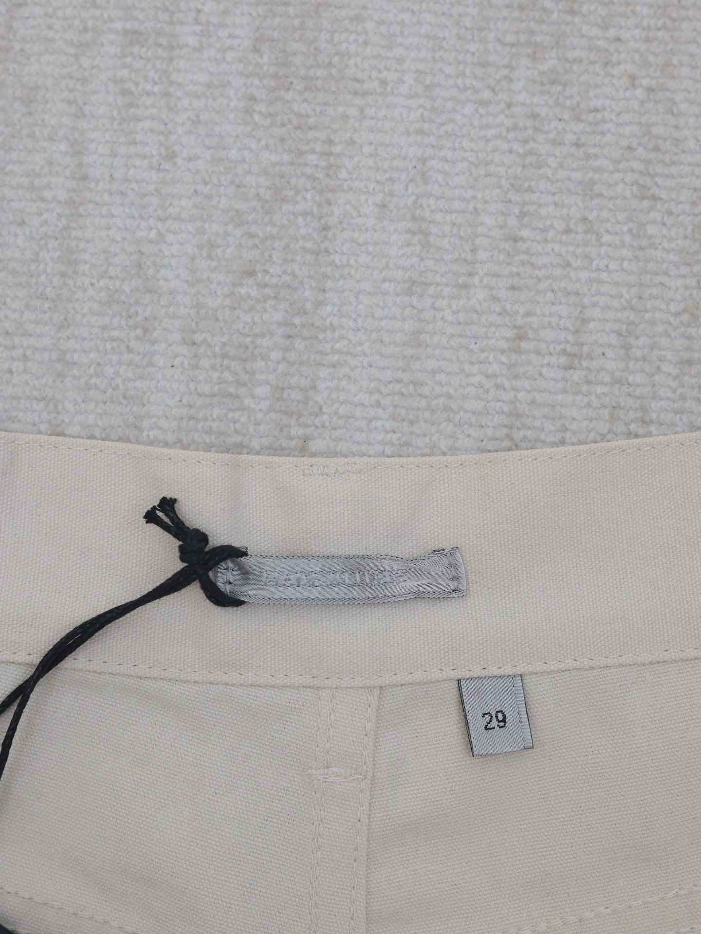 DIOR MEN White CD Heart Bermuda Shorts（313D008D384X-C883）