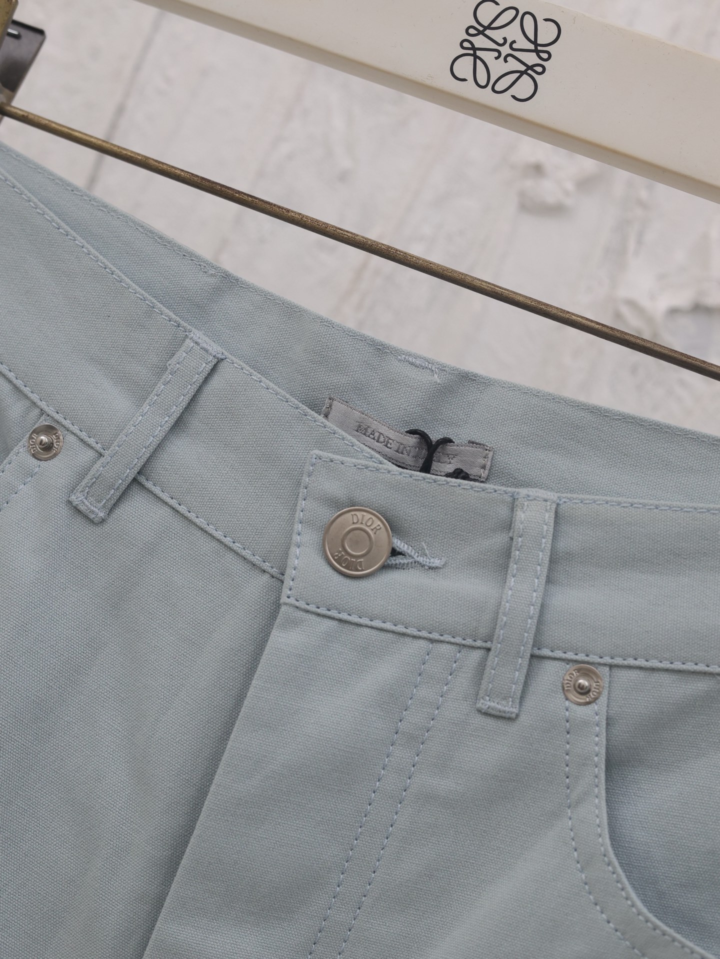 DIOR MEN White CD Heart Bermuda Shorts（313D008D384X-C883）