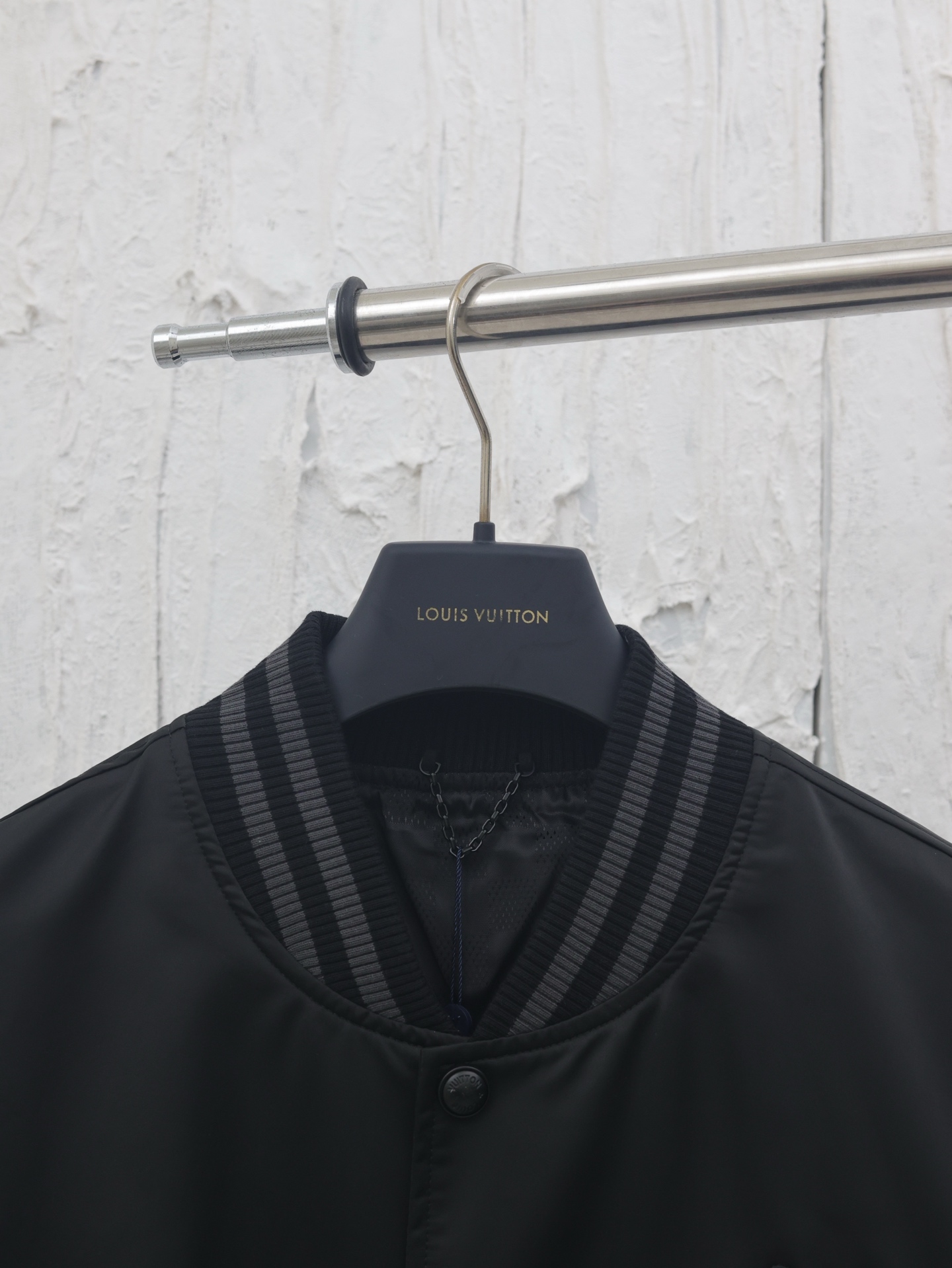 LOUIS VUITTON Embellished Nylon Baseball Blouson（1AHBGU）