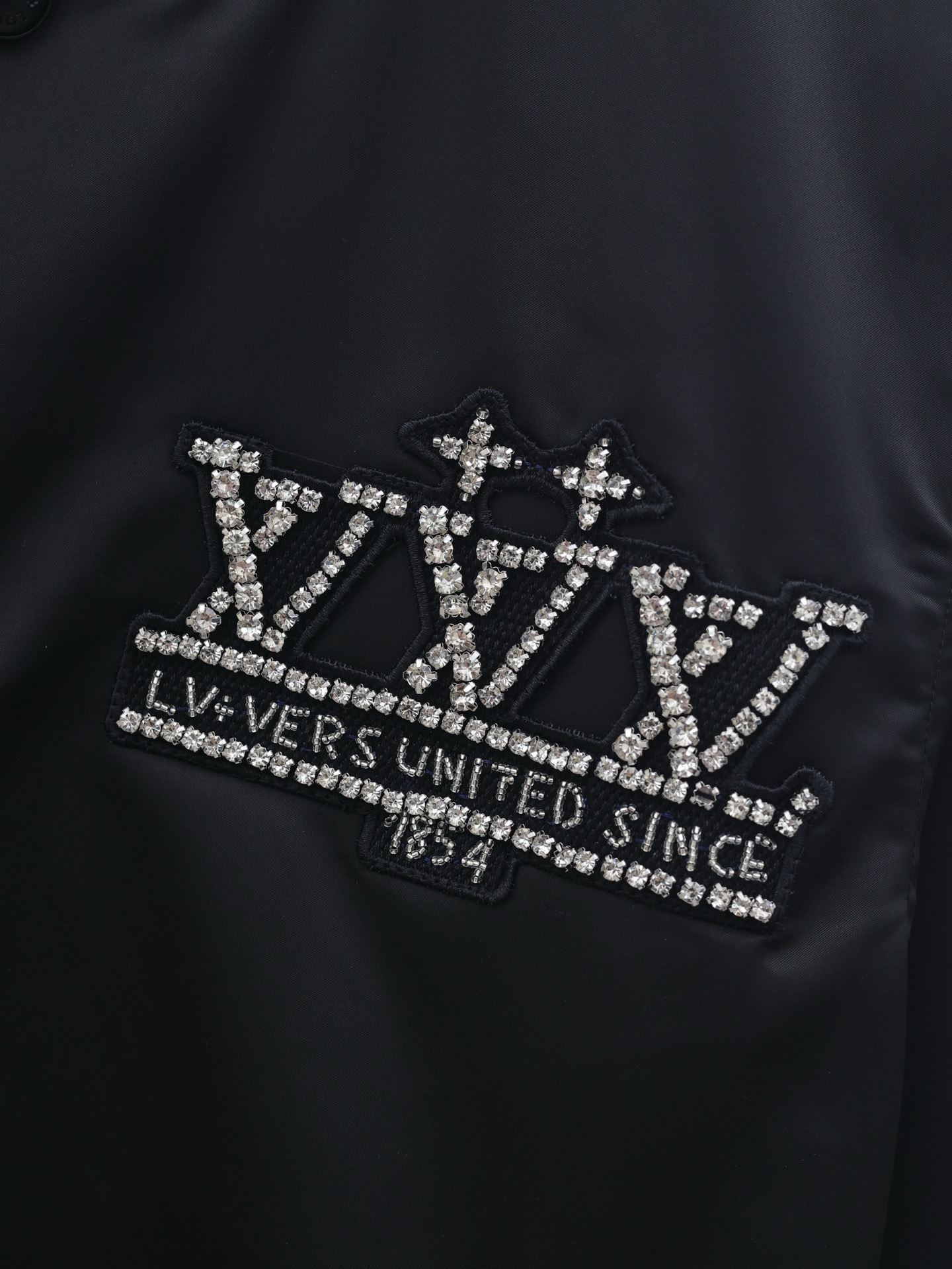 LOUIS VUITTON Embellished Nylon Baseball Blouson（1AHBGU）