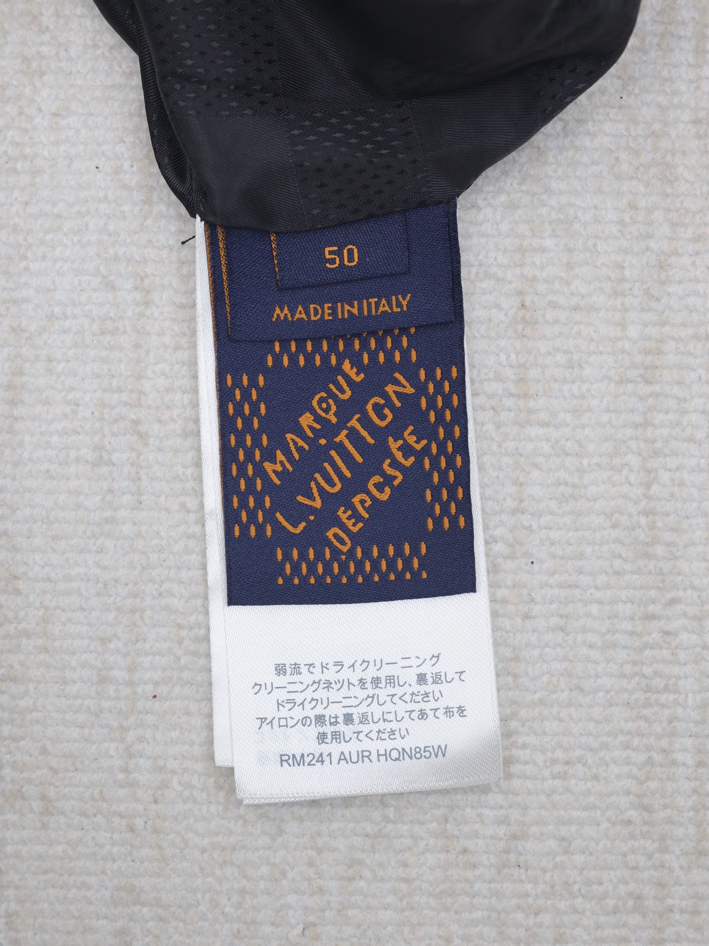 LOUIS VUITTON Embellished Nylon Baseball Blouson（1AHBGU）