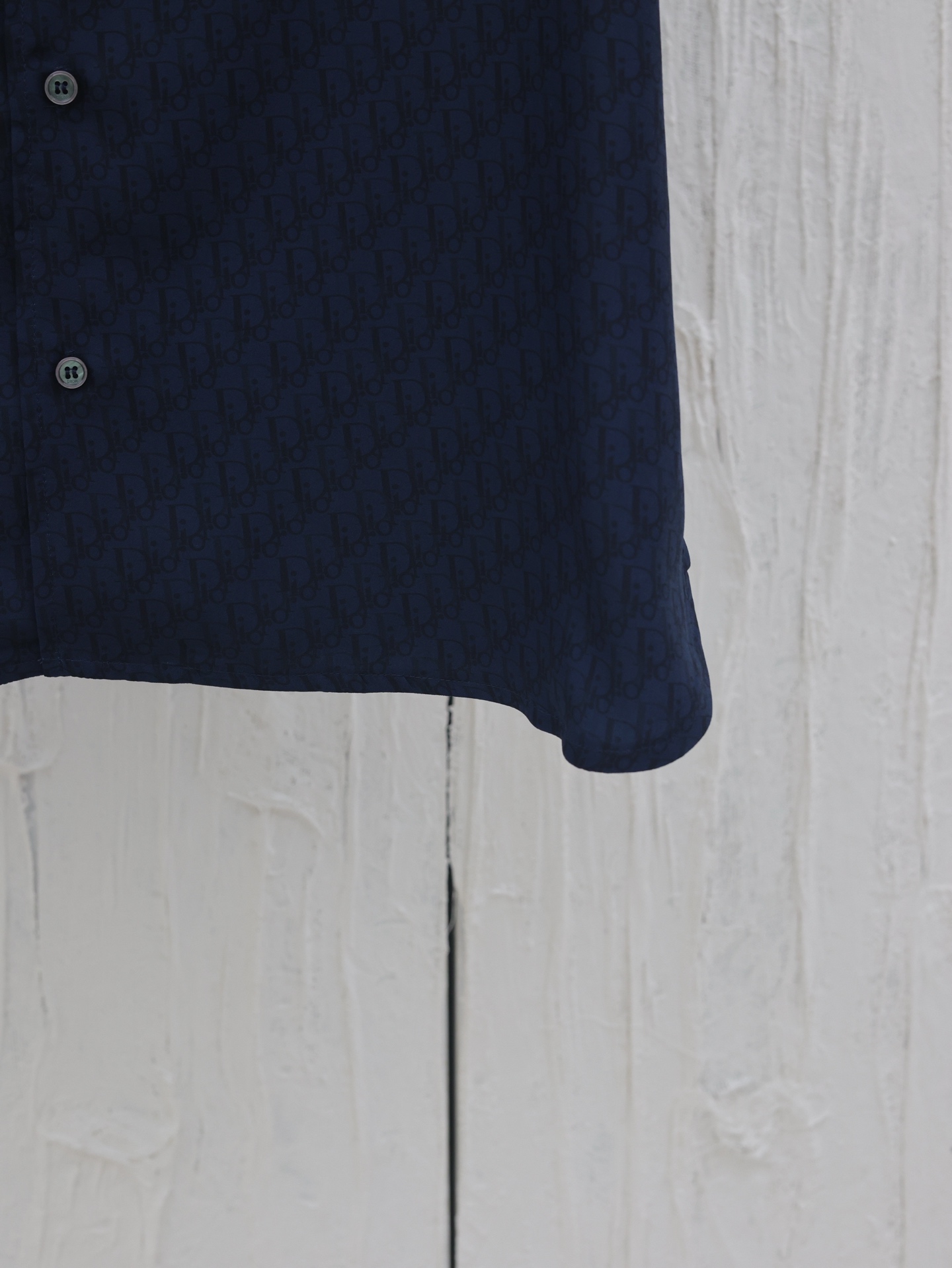 Louis Vuitton Mini Monogram Silk Shirt（483C568A5231-C540）