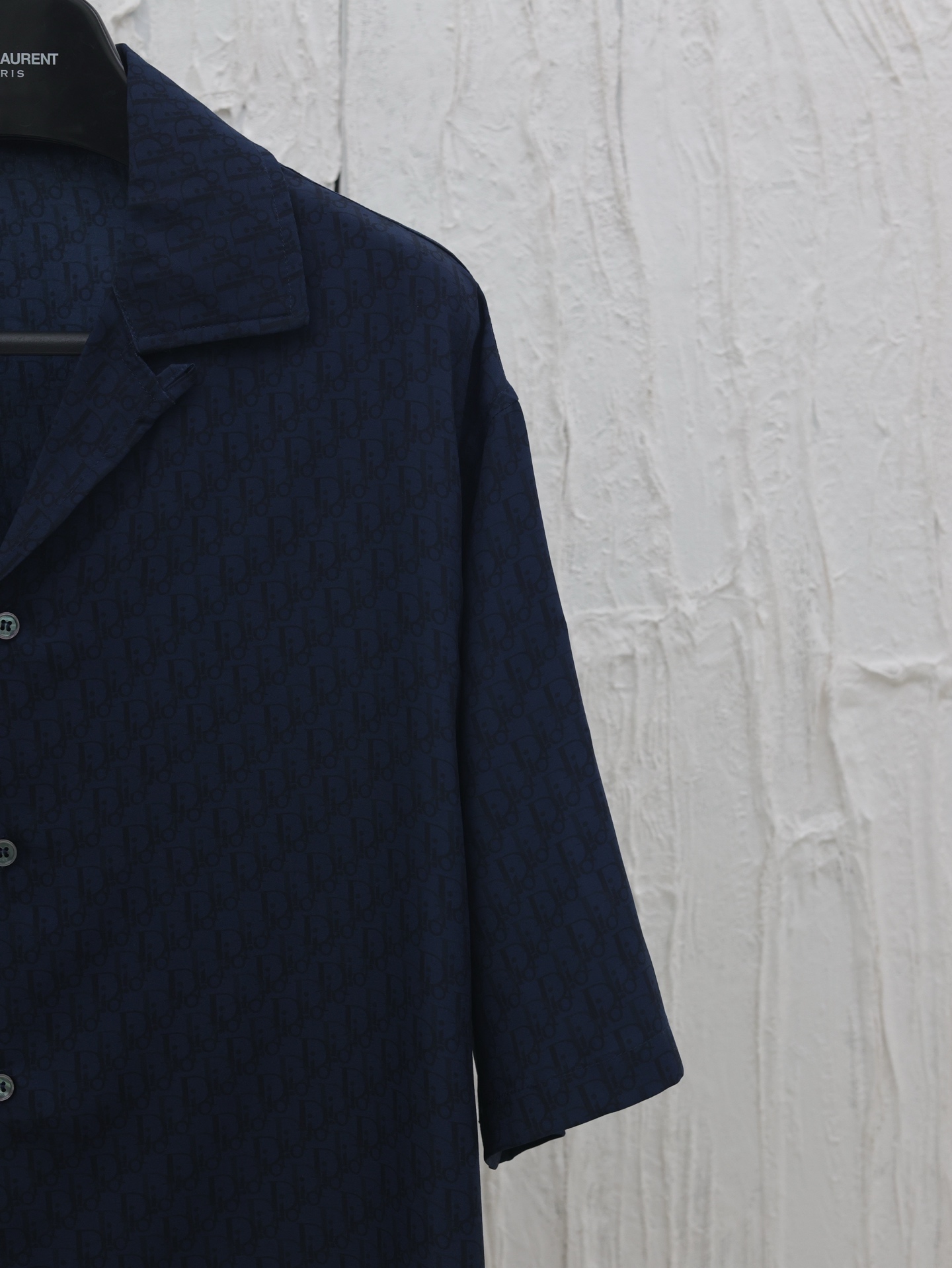 Louis Vuitton Mini Monogram Silk Shirt（483C568A5231-C540）