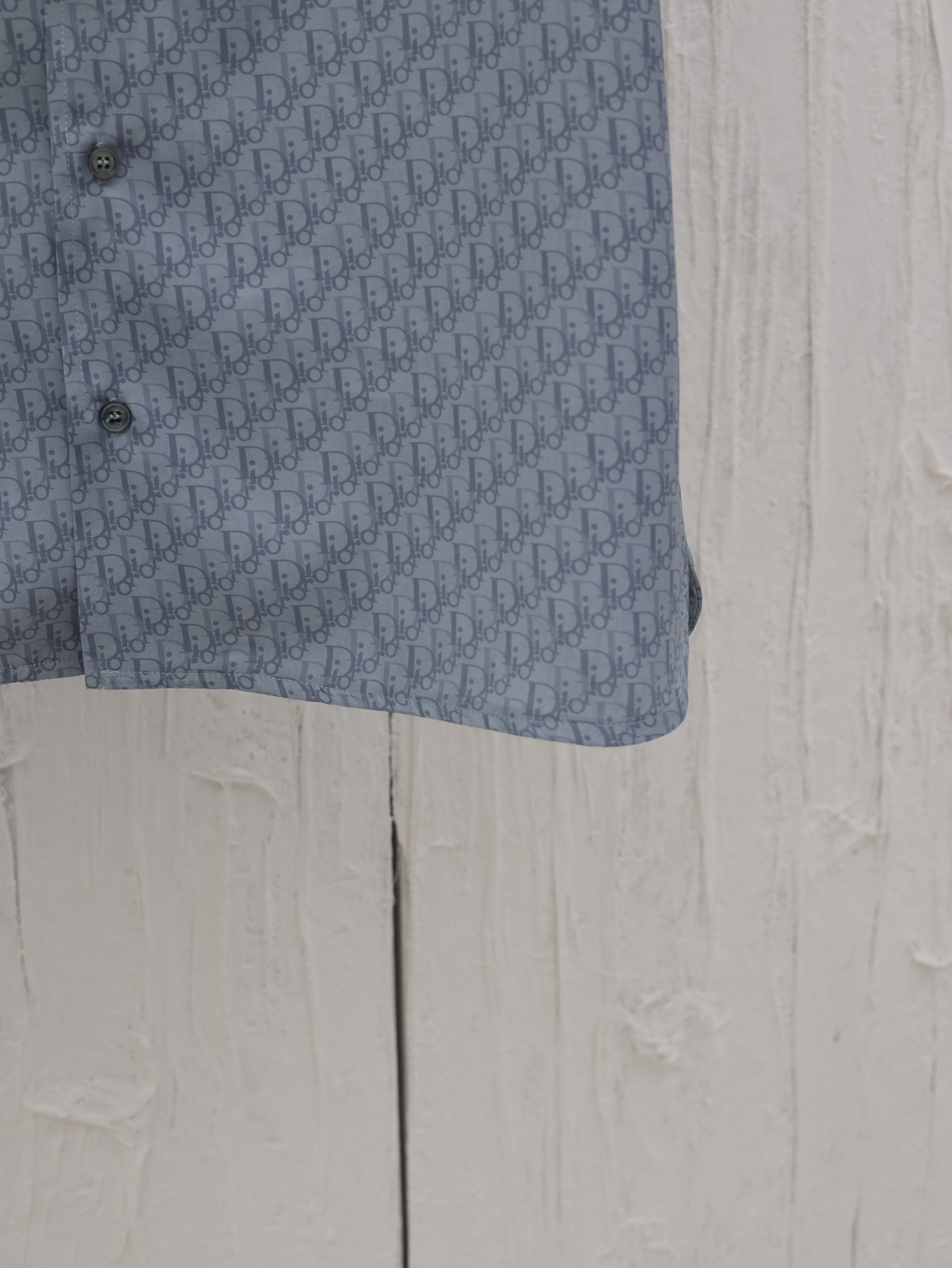 Louis Vuitton Mini Monogram Silk Shirt（483C568A5231-C540）