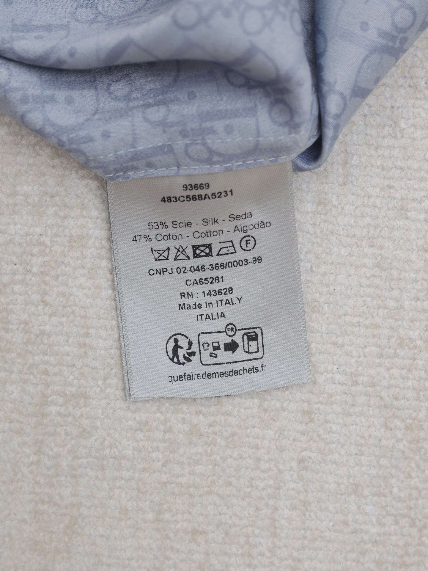 Louis Vuitton Mini Monogram Silk Shirt（483C568A5231-C540）