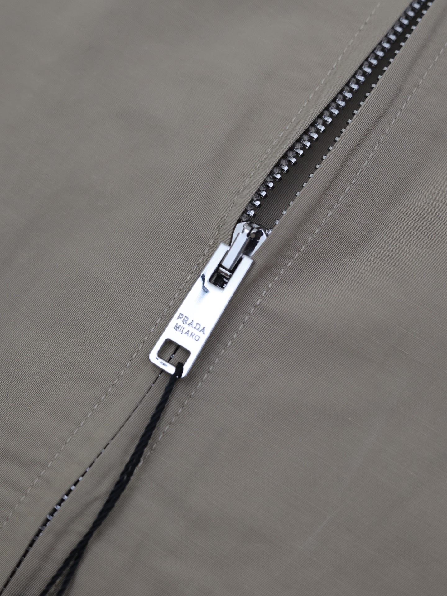 PRADA Technical cotton short-sleeved shirt (SC781-1480-F0F24-S-OOO）