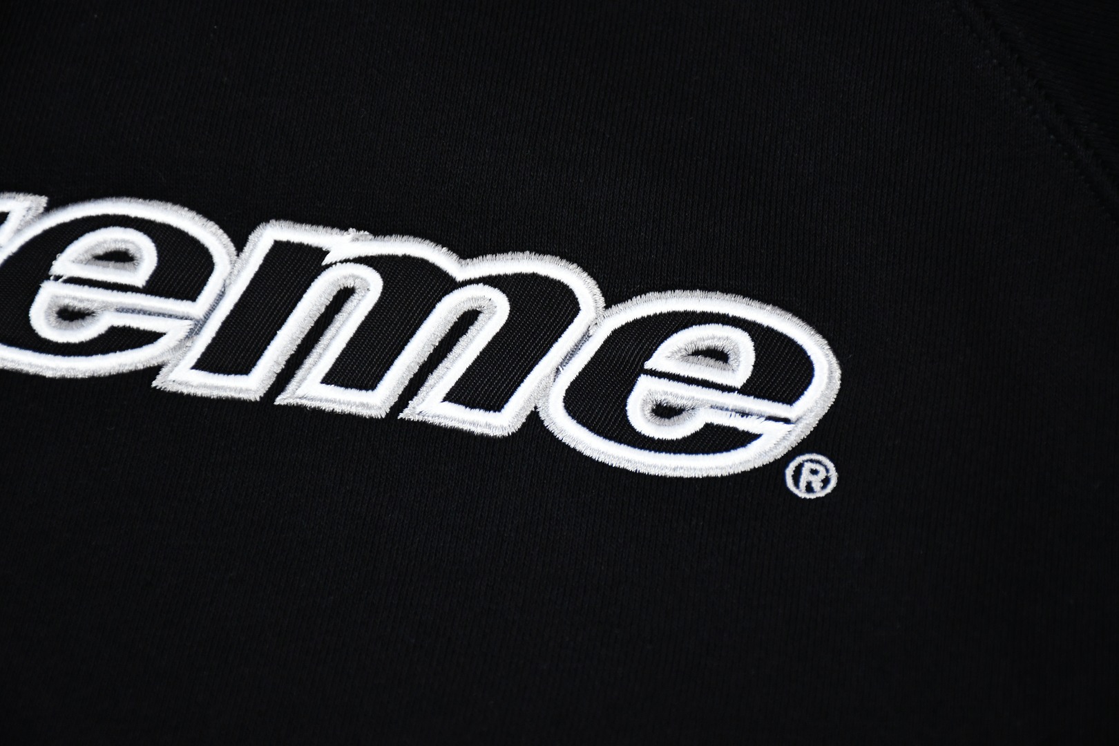 Supreme Division Hooded Sweatshirt （SUP-FW24-096）