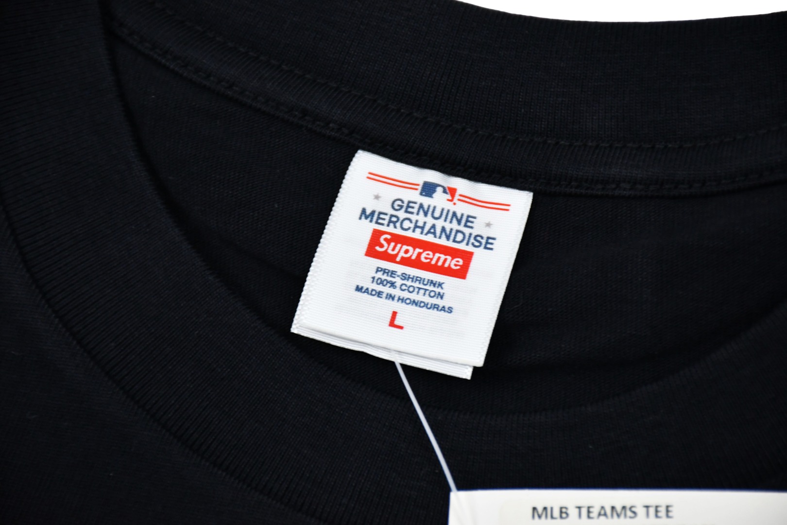 Supreme MLB Teams Sox Tee Black（SUP-FW25-278）