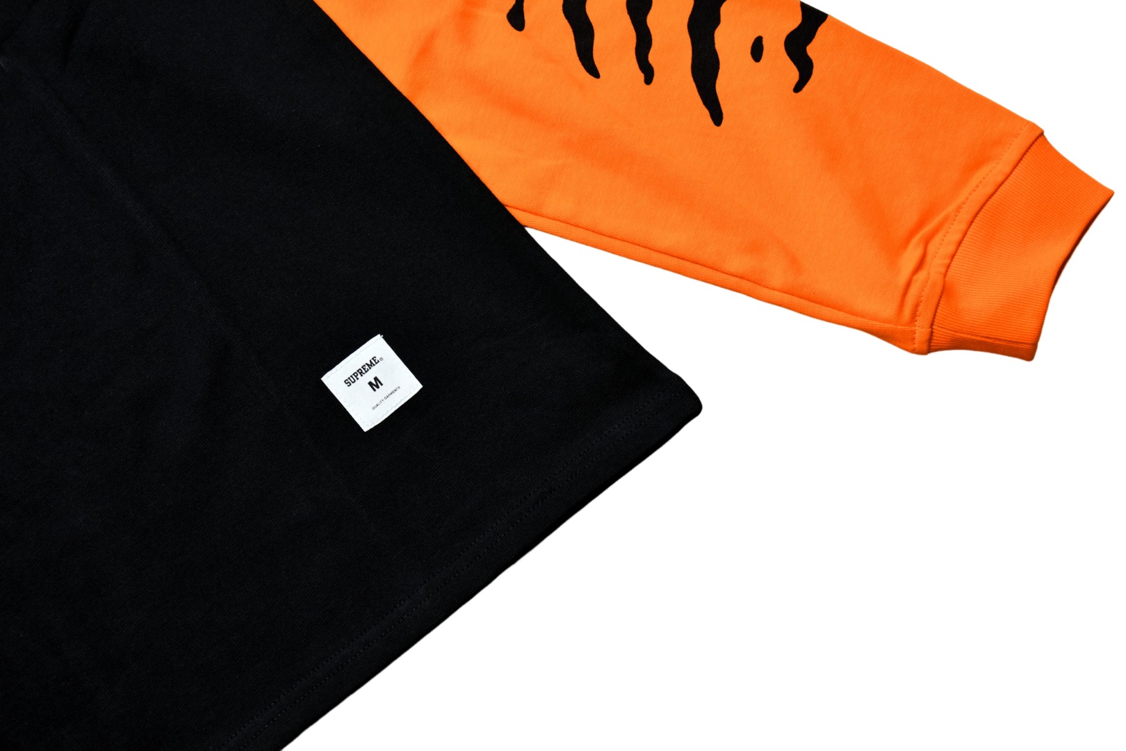 Supreme Tiger Raglan L/S Top "White" (SUP-SS26-123）