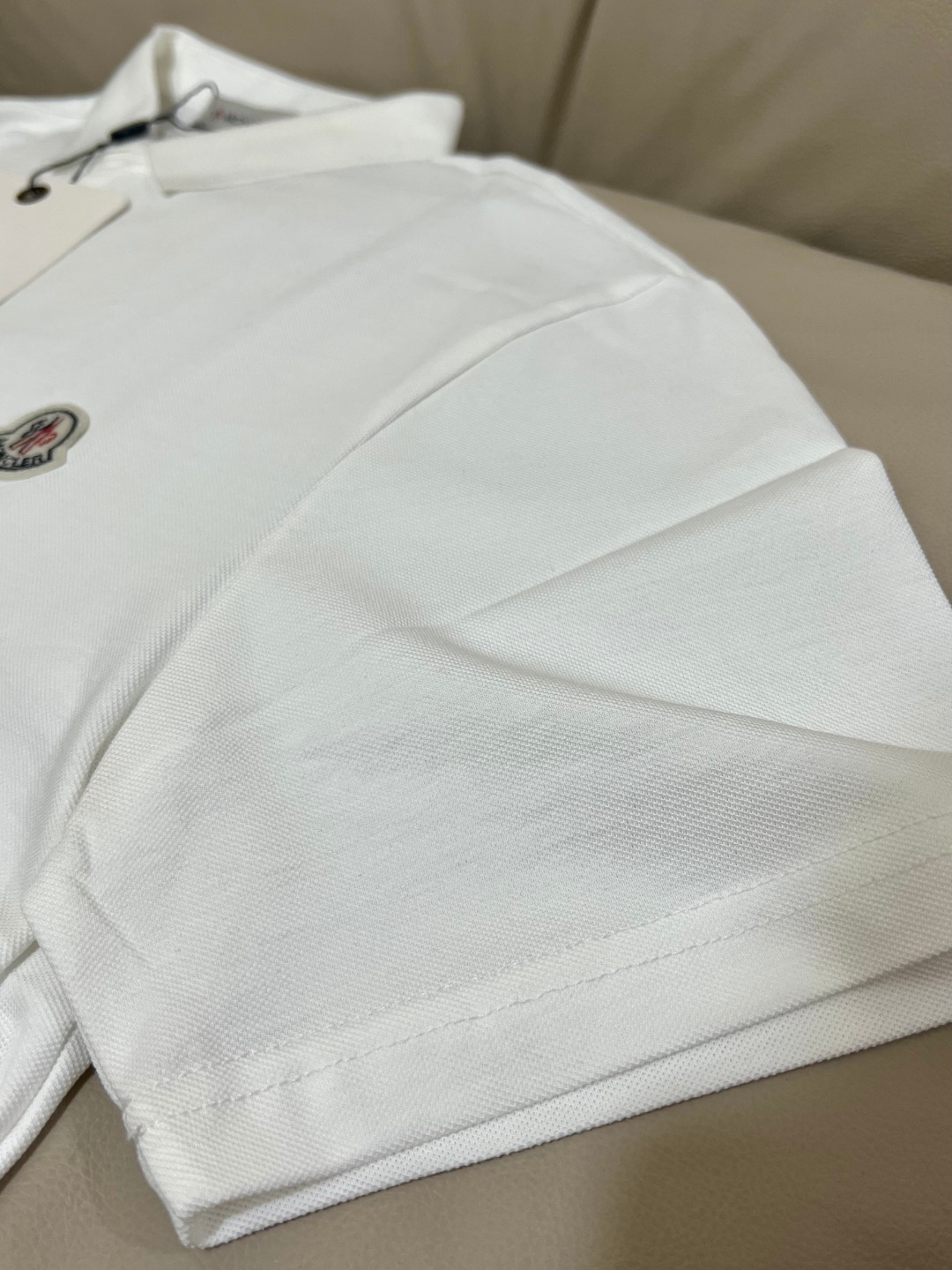 Moncler Black Logo Patch Cotton Piquet Polo Shirt（J20918A0000984556999）