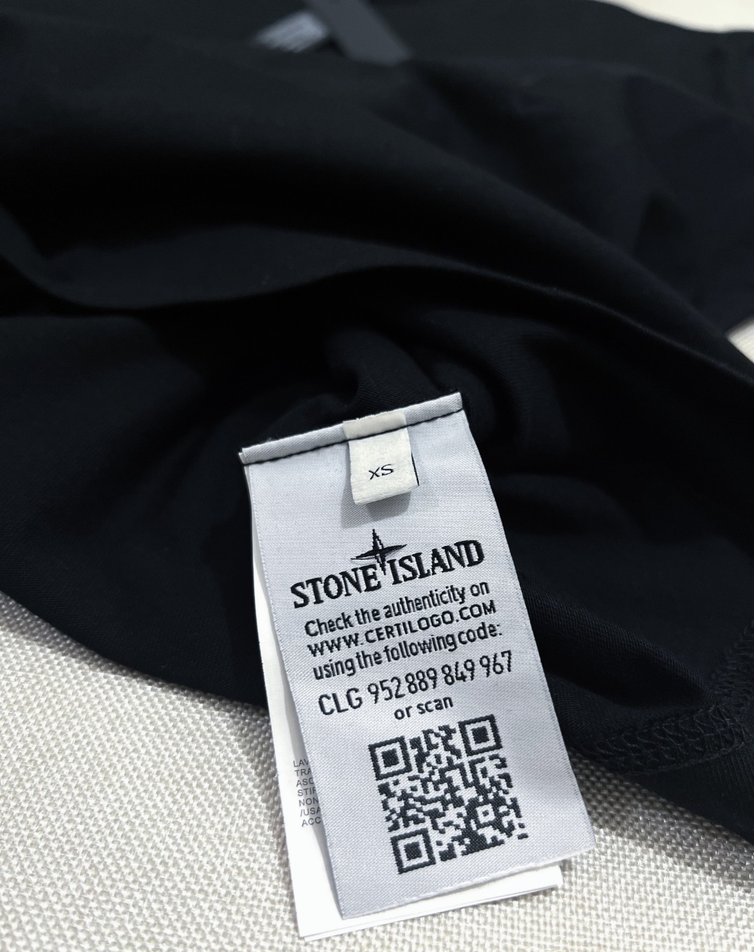 STONE ISLAND Short Sleeve T-Shirt（801524113-A0029）