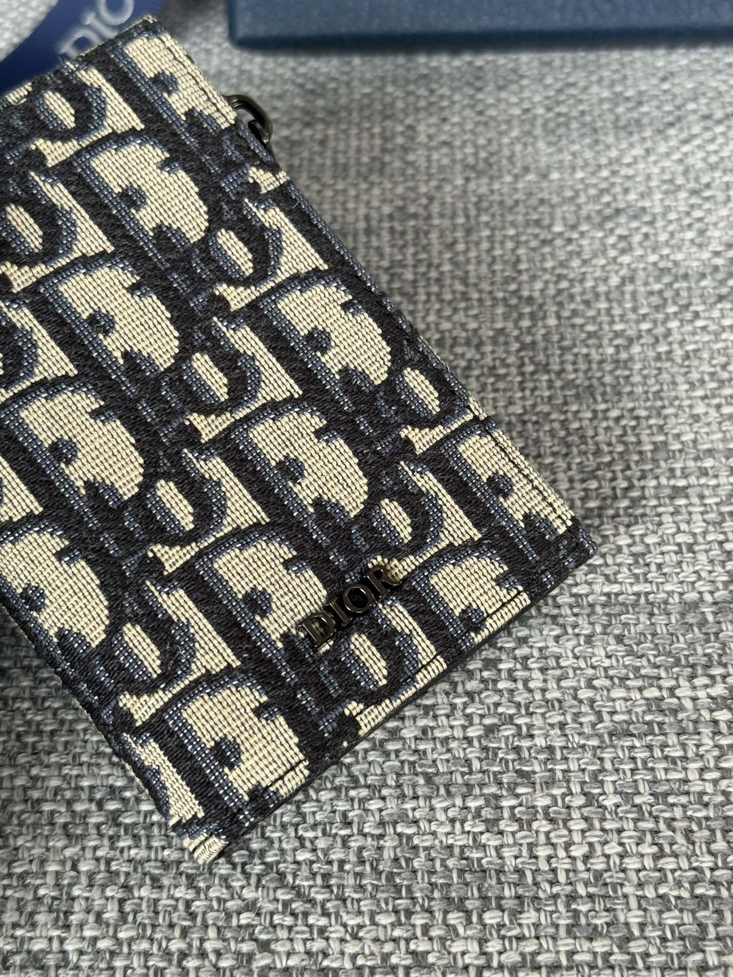 Dior Vertical Compact Card Holder（2ESBC319YSE-H05E）