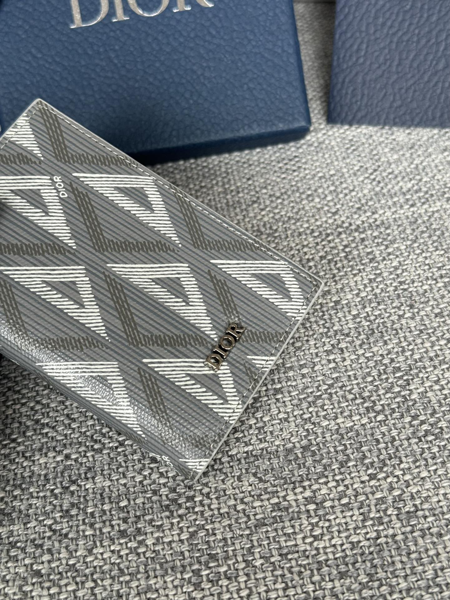 Dior Vertical Compact Card Holder（2ESBC319DCO-H42E）