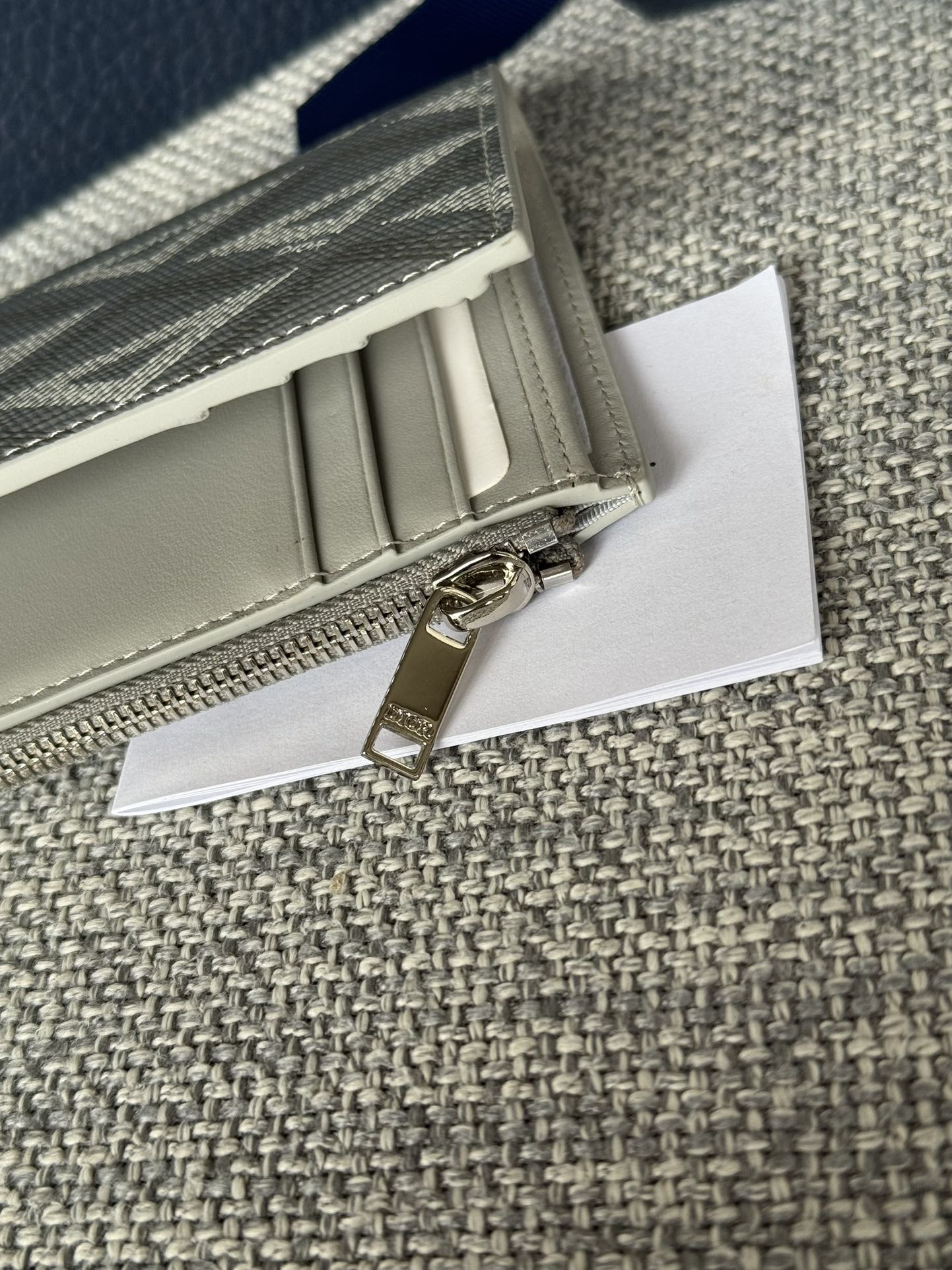 Dior Vertical Compact Card Holder（2ESBC319DCO-H42E）