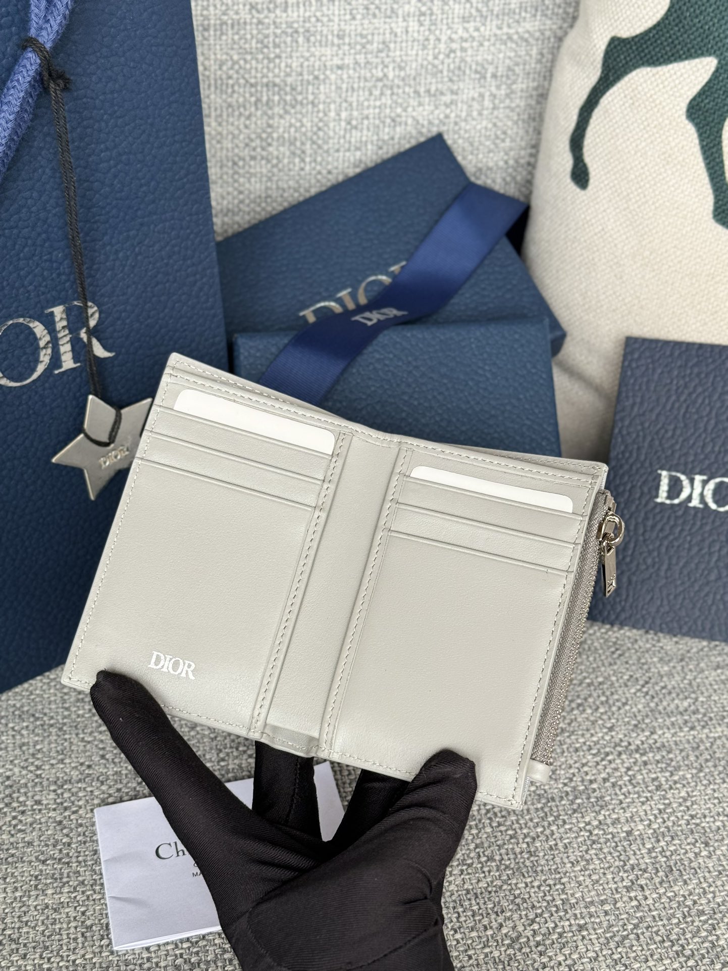 Dior Vertical Compact Card Holder（2ESBC319DCO-H42E）
