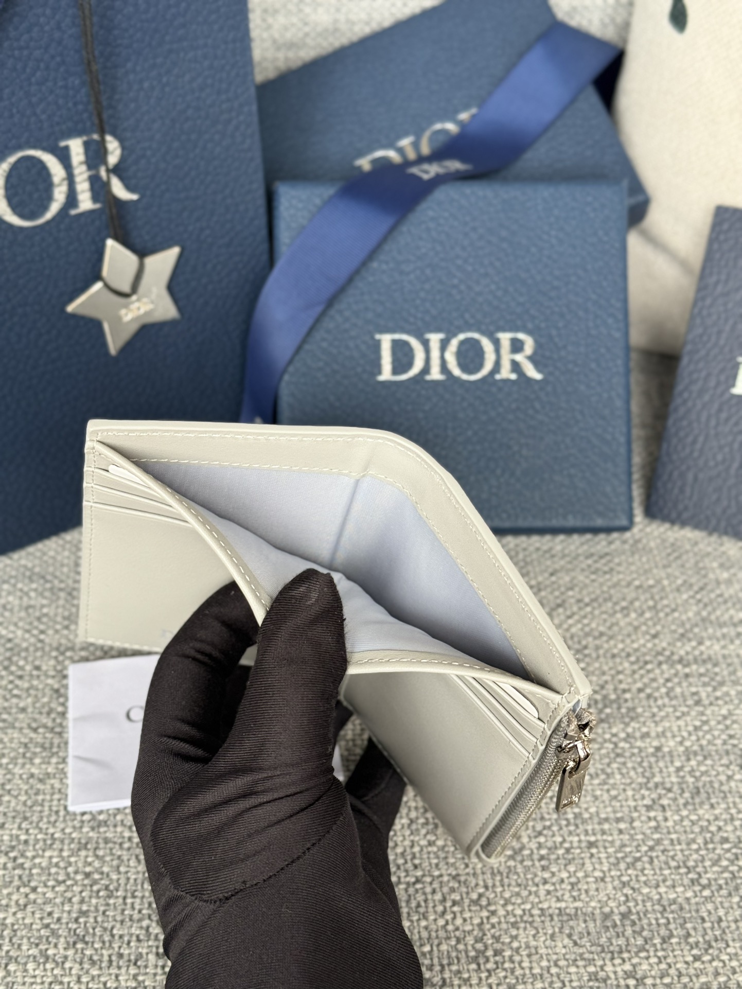 Dior Vertical Compact Card Holder（2ESBC319DCO-H42E）
